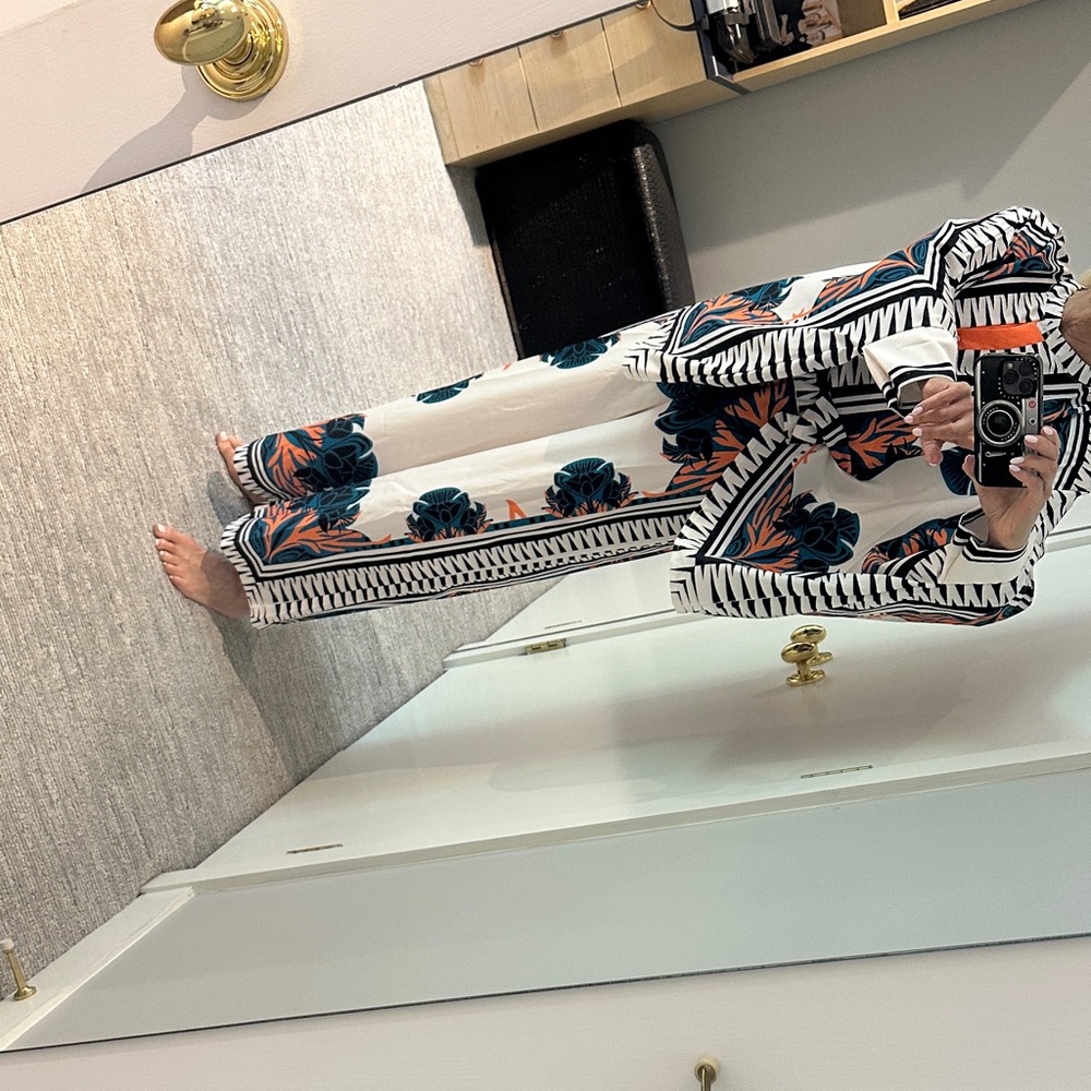 Floral Patterned Jacket and Pants Set